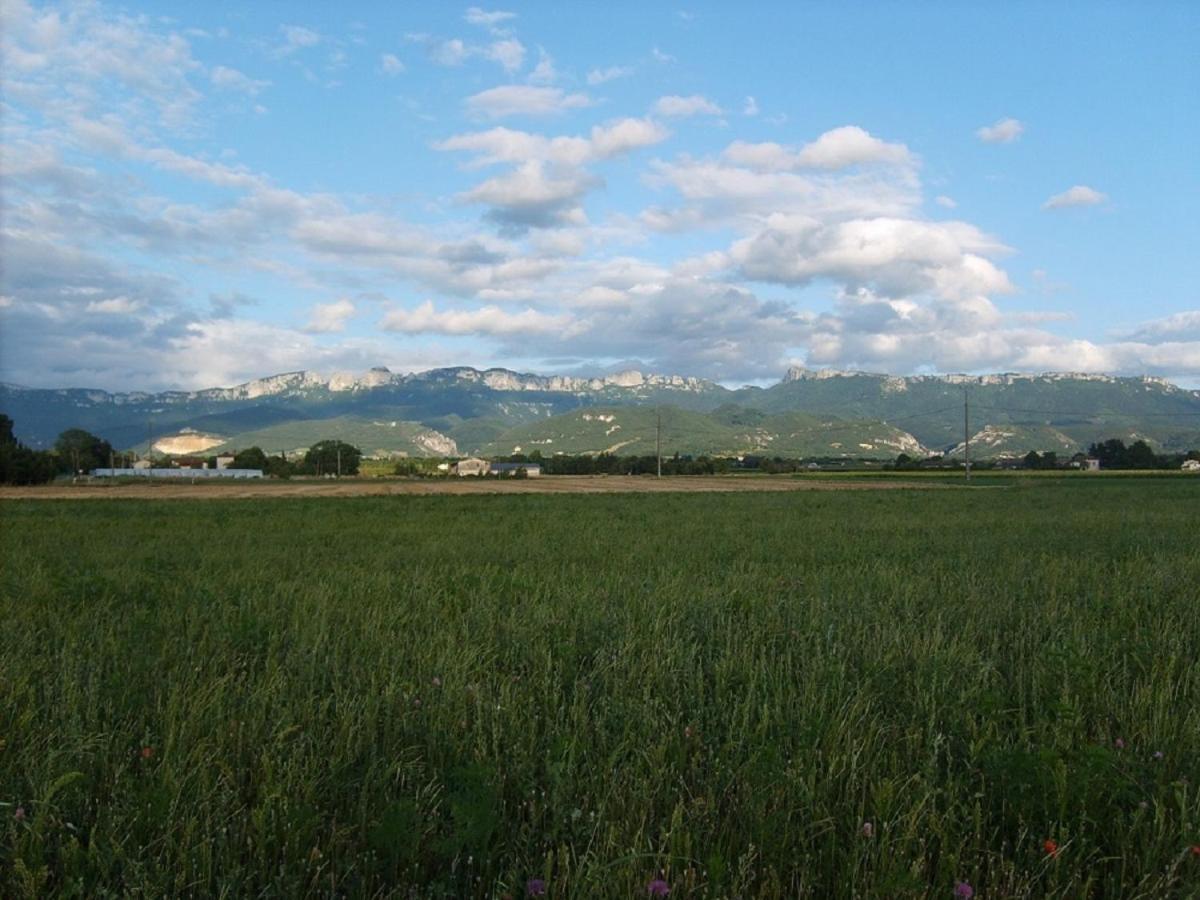 Les Gites Des Noyerettes Besayes Εξωτερικό φωτογραφία